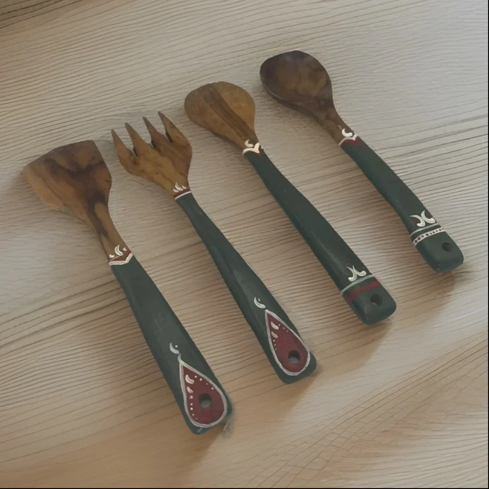 Old Hand Painted Wooden Salad Servers - 4 Pcs 9.5